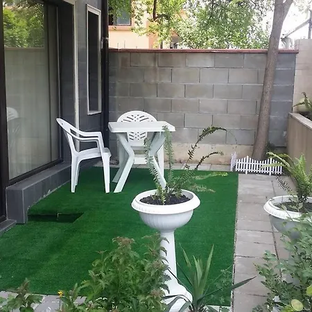 In The Center Of Sarafovo Apartment